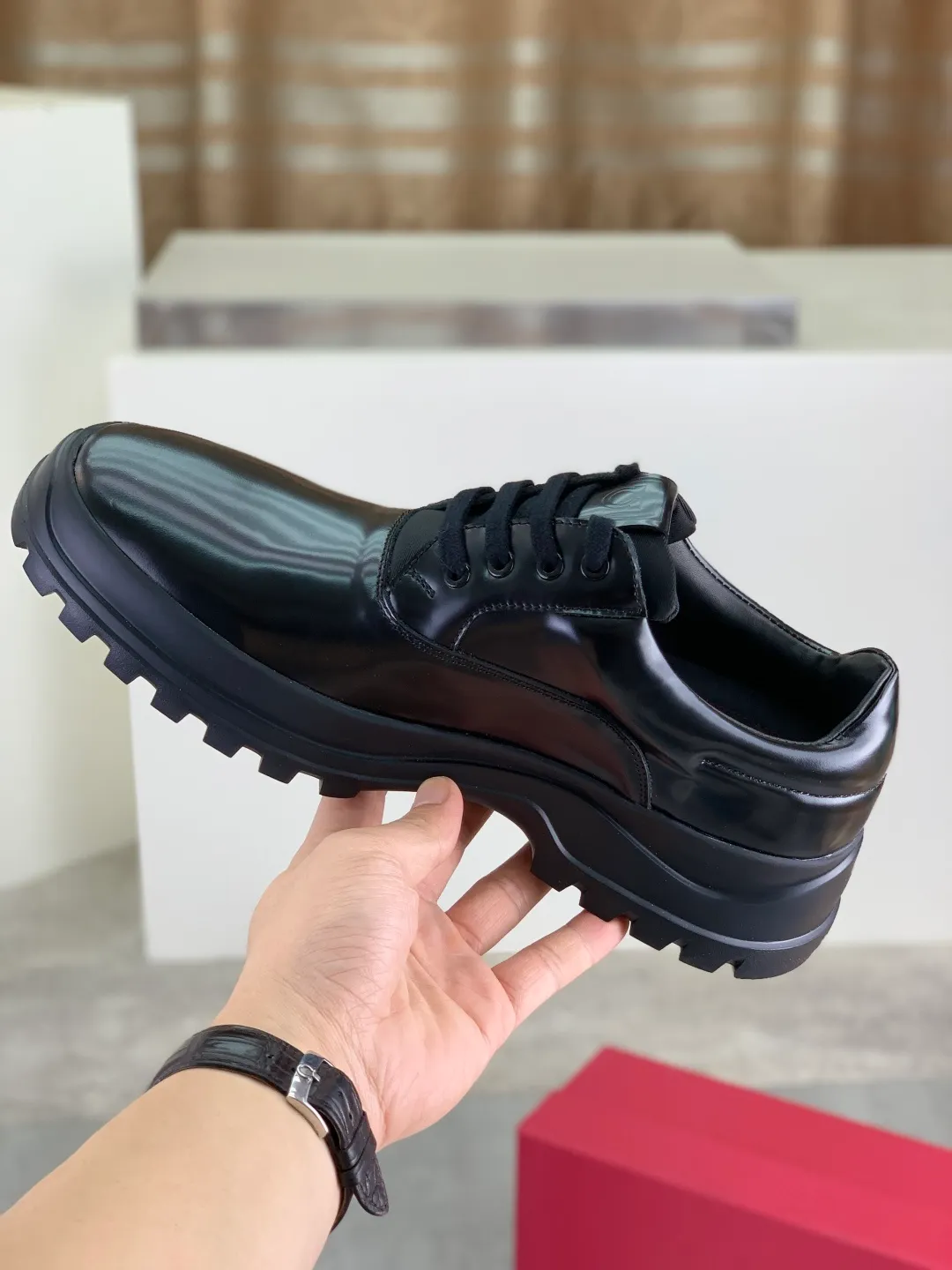 Men's men's shoes💰P640💰【New style】High quality water-dyed cowhide 🆘【Salvatore Ferragamo】Ferragamo's latest casual business leather shoes for men! Listed simultaneously! The fabric is made of specially imported original calfskin, and the interior is made of imported water-dyed cowhide. It is absolutely luxurious and leads the fashion trend. High-end foam outsole, matching sizes: 38-44 (45 and 46 can be customized) 4️⃣ colors available